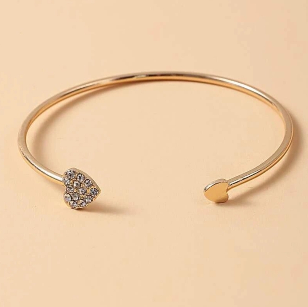 NEW Rhinestone Heart Cuff Bangle Bracelet - Picture 2 of 7
